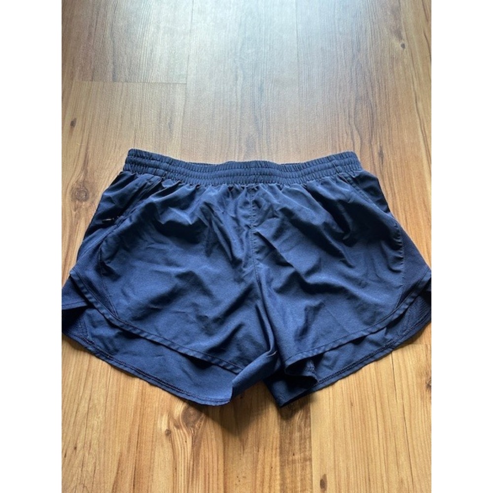 Under Armour Women's Medium Blue Athletic Shorts‎ Running Workout Lightweight